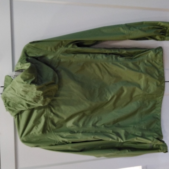 Eddie Bauer Green rain jacket - Picture 2 of 7